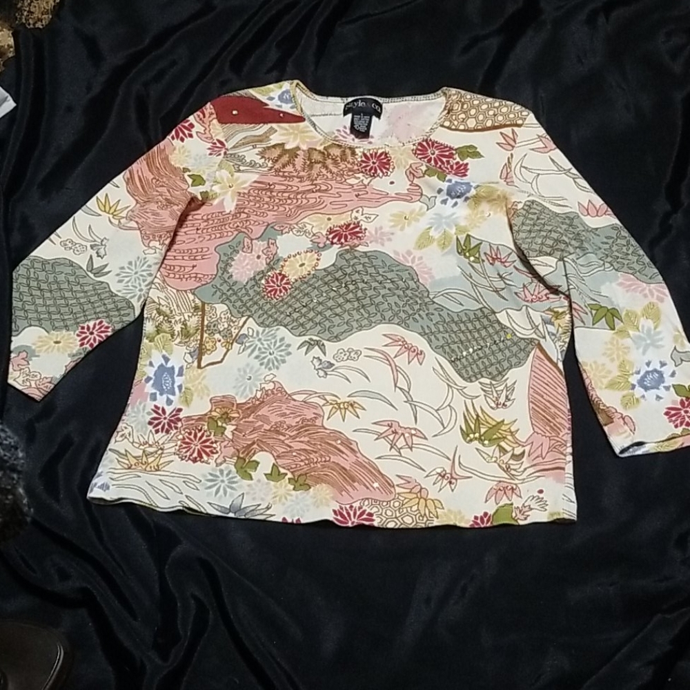 Style & CO 3/4 Sleeve Embellished Thermal Shirt